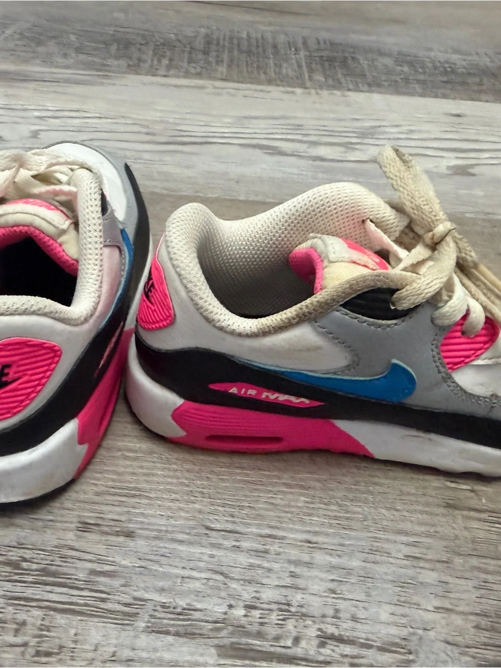 Nike classic kids